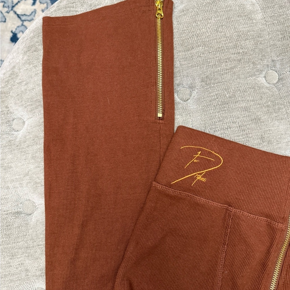 TORDROBES Brown UZip Butterfly Embroidered Ribbed Knit Cargo Flare Pants Sz M - Picture 9 of 12